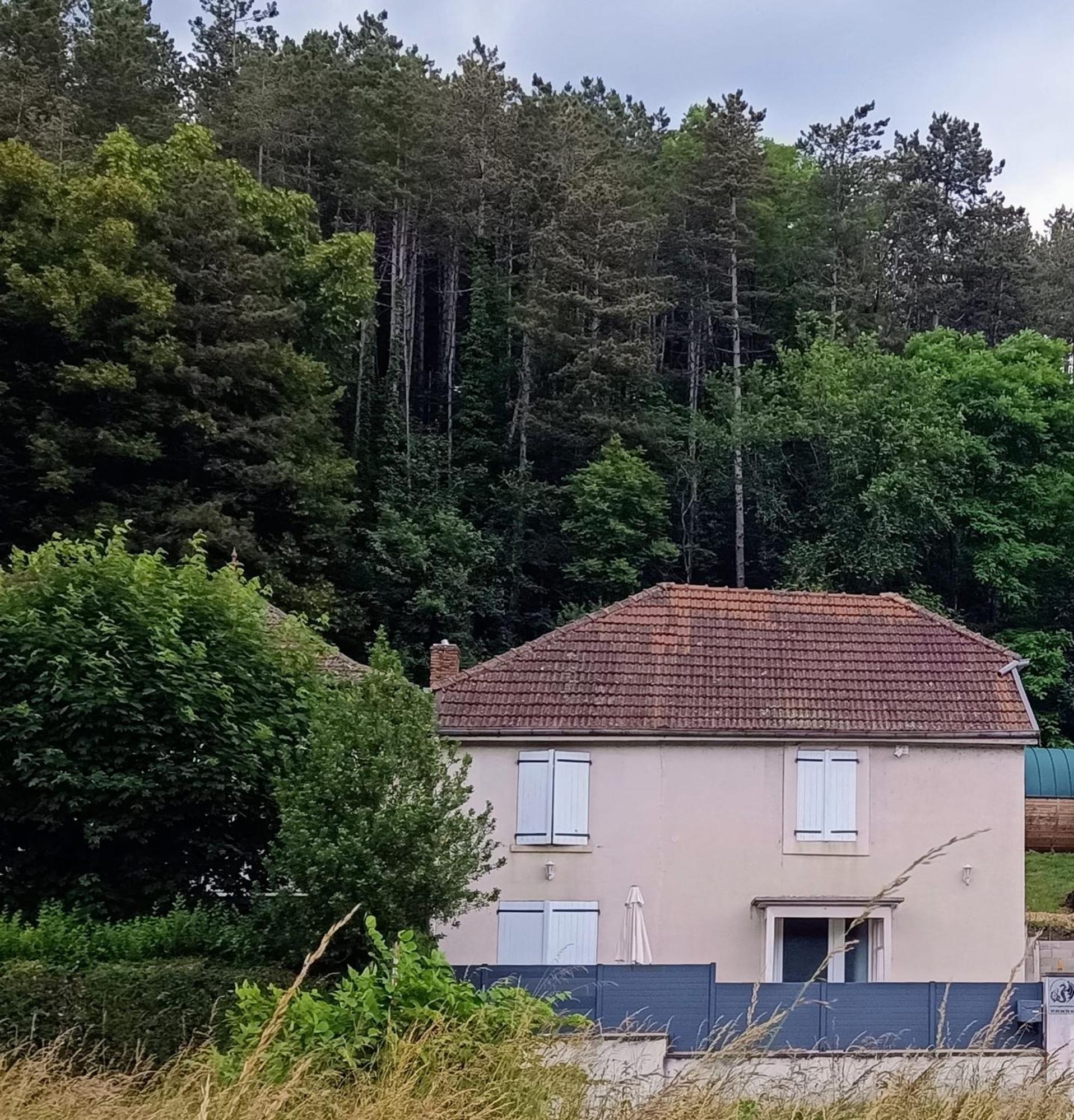 Pavie Ferienhaus *
